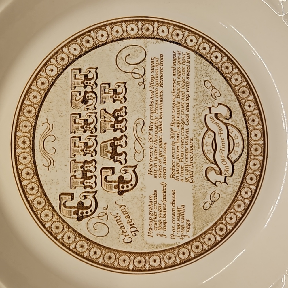 Vintage Royal China by Jeannette Ceramic Cheese Cake Pie Pan - Picture 2 of 8